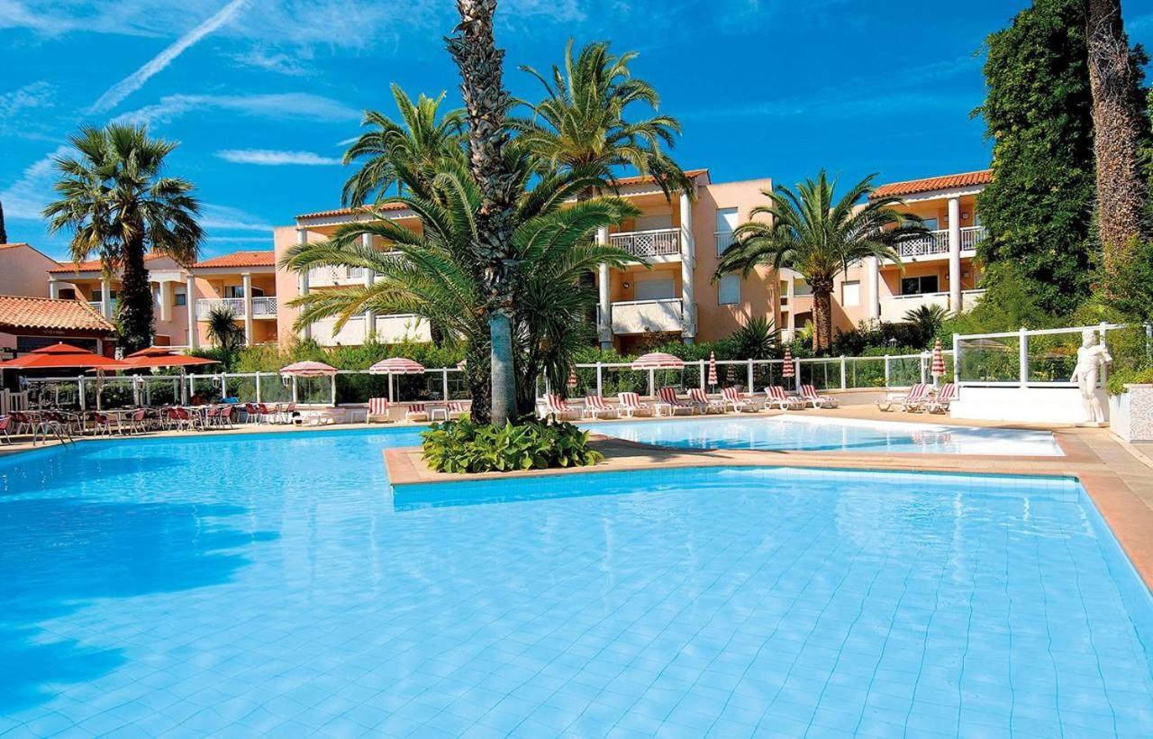 2 Pieces Terrasse Clilm A 400 M De La